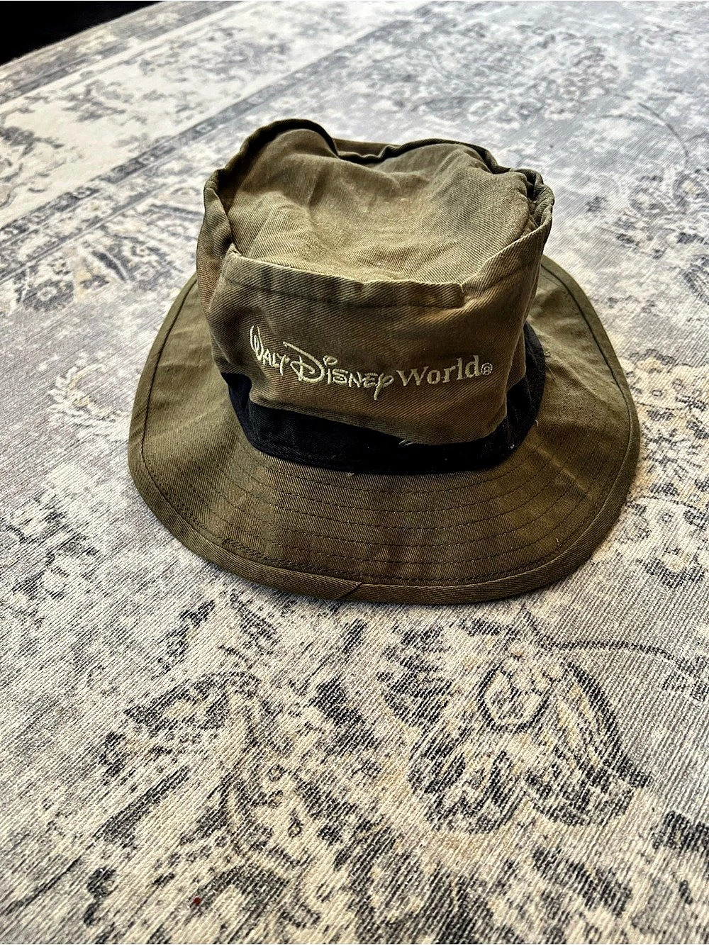 Vintage Disney Walt Disney World Tigger Bucket Hat kids size